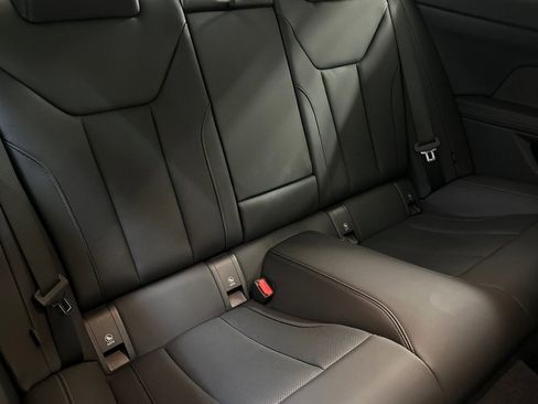 Used 2026 BMW M440i Coupe w/ Premium Package image 27