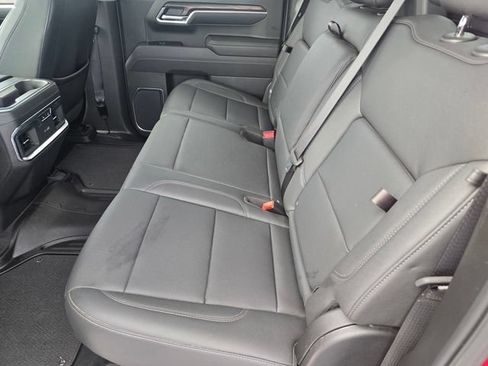 Used 2025 GMC Sierra 1500 SLT AWD/4WD image 12