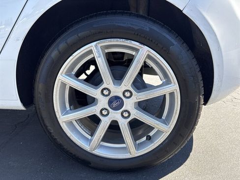 Used 2015 Ford Fiesta SE w/ Equipment Group 201A FWD image 19