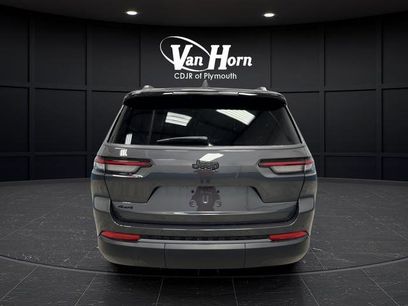 New 2026 Jeep Grand Cherokee L Limited w/ Limited Altitude Package