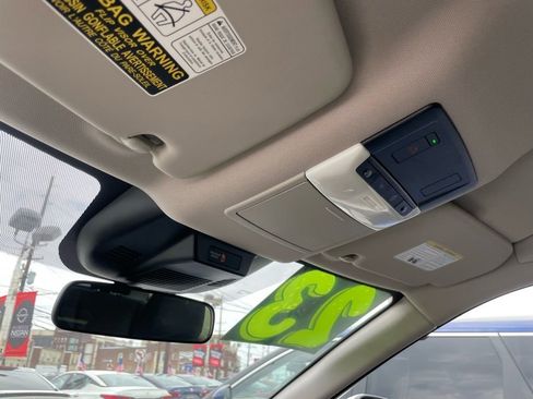 Certified 2023 Nissan Rogue SV image 22