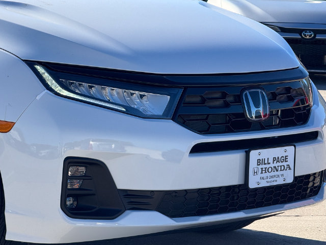 New 2027 Honda Odyssey Touring image 2