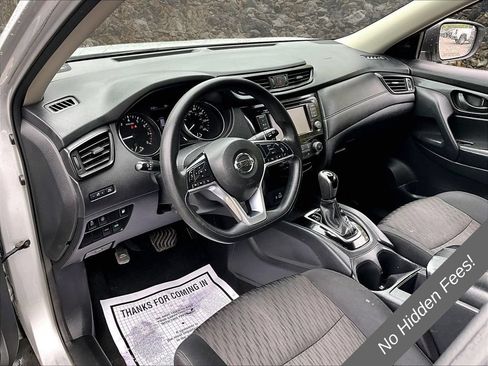 Used 2020 Nissan Rogue S FWD image 11