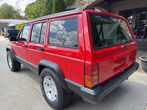 Used 1995 Jeep Cherokee Sport AWD/4WD image 3