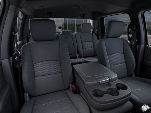 New 2026 RAM 2500 Big Horn AWD/4WD image 16