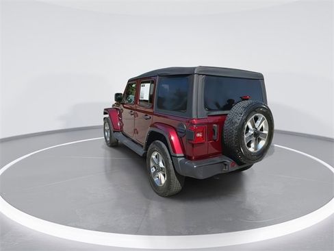 Used 2022 Jeep Wrangler Unlimited Sahara w/ Cold Weather Group image 7