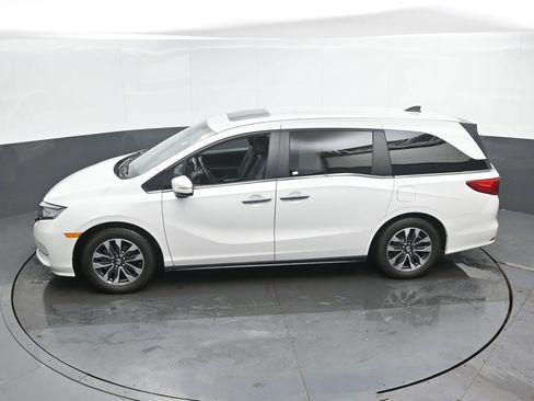 Used 2024 Honda Odyssey EX-L image 32