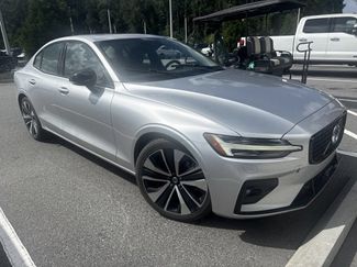 Used 2022 Volvo S60 B5 Momentum w/ Premium Package FWD video 1