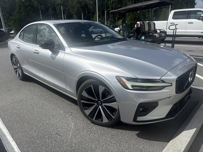 Used 2022 Volvo S60 B5 Momentum w/ Premium Package