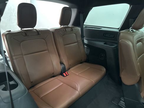 Used 2023 Lincoln Aviator Reserve w/ Equipment Group 201A image 27