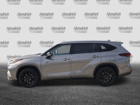 Used 2025 Toyota Highlander Limited image 6