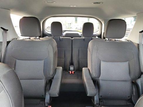 Certified 2022 Ford Explorer XLT image 19