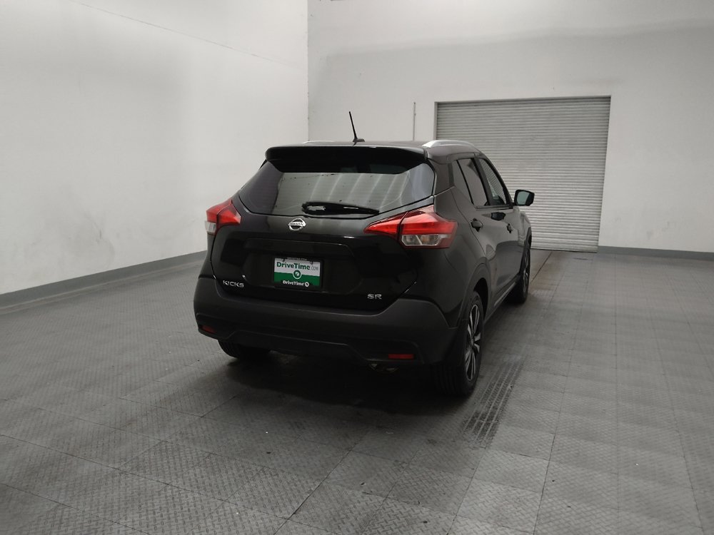 Used 2019 Nissan Kicks SR FWD image 7
