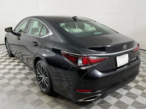 New 2025 Lexus ES 350 w/ Premium Package image 4