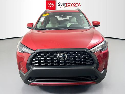 Used 2022 Toyota Corolla Cross LE image 10