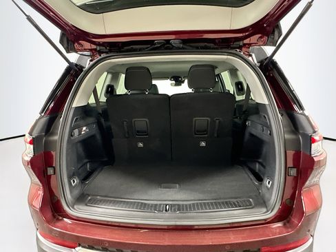 Used 2023 Jeep Grand Cherokee L Laredo image 29