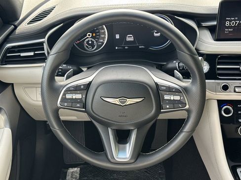 Used 2025 Genesis G70 2.5T RWD image 23