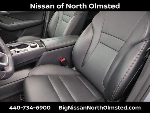 Certified 2024 Nissan Rogue SL w/ SL Premium Package image 21