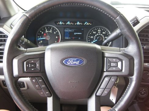 Used 2017 Ford F150 XLT w/ Equipment Group 302A Luxury RWD image 11