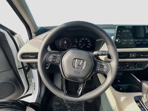 New 2027 Honda HR-V LX image 9
