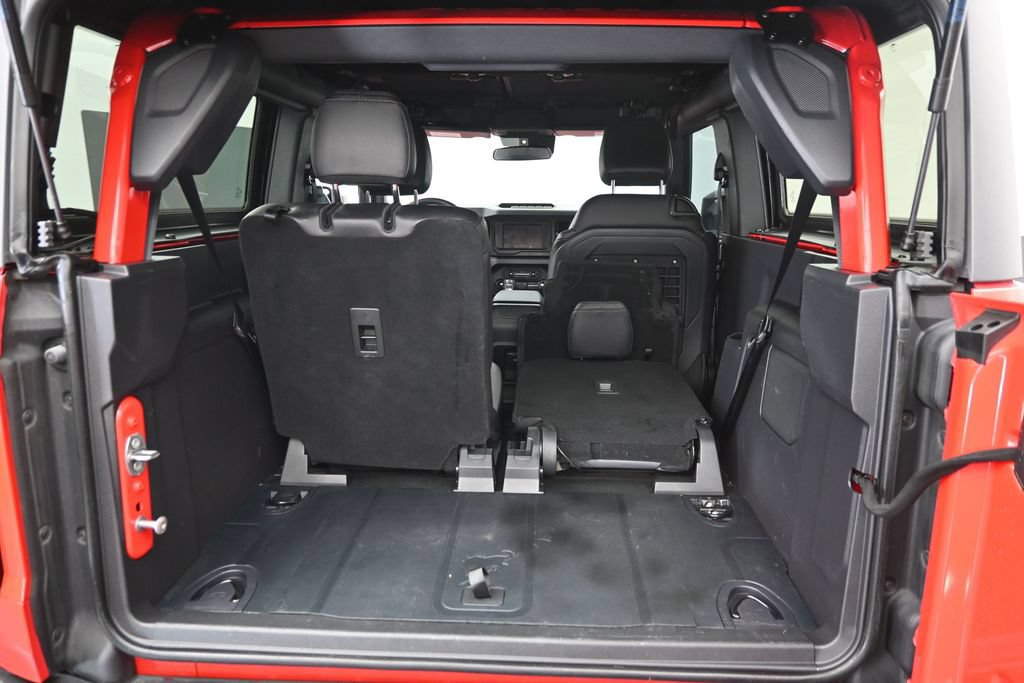 Used 2023 Ford Bronco Black Diamond w/ Sasquatch Package AWD/4WD image 24