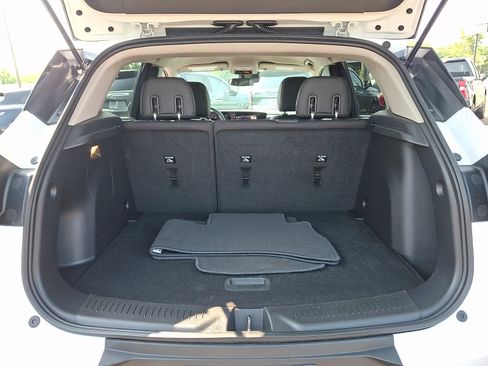 Used 2025 Buick Encore GX Preferred FWD image 27
