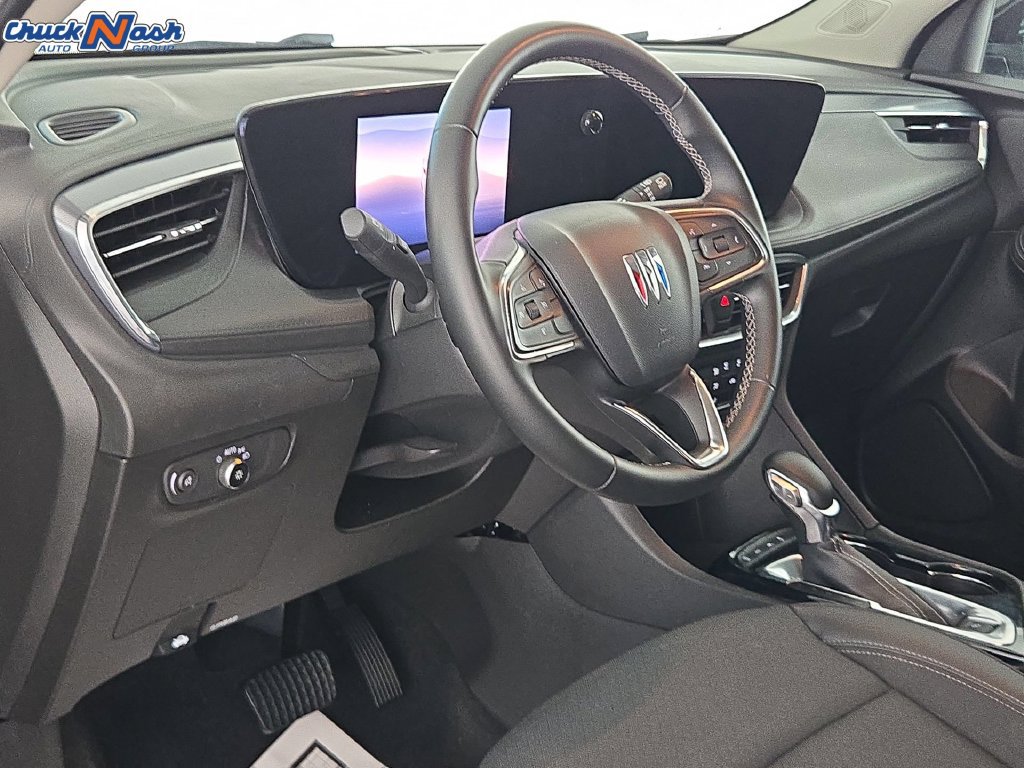 Used 2025 Buick Encore GX Preferred AWD/4WD image 16