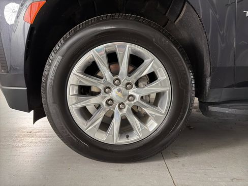 Used 2023 Chevrolet Tahoe Premier image 4