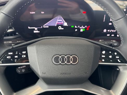 New 2025 Audi Q5 Premium Plus image 23