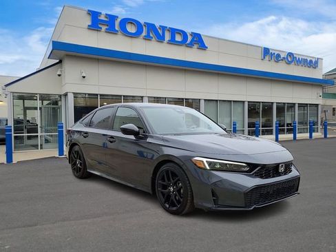 Used 2025 Honda Civic Sport image 3