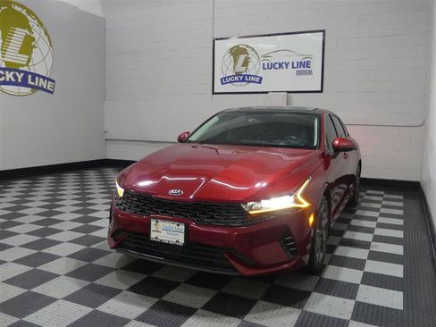 Used 2021 Kia K5 EX w/ EX Premium Package FWD image 4