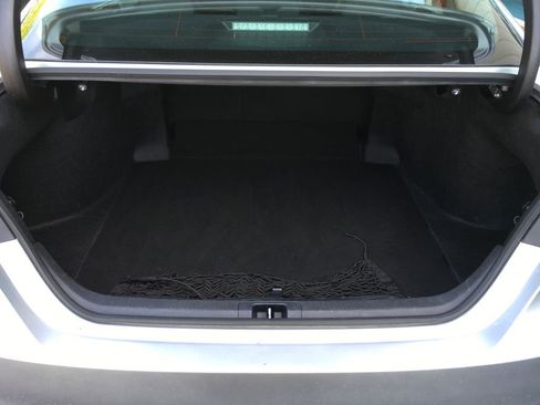 Used 2024 Toyota Camry SE FWD image 31