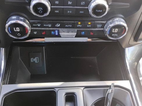 Used 2021 Ford F150 Lariat w/ Equipment Group 502A High AWD/4WD image 44