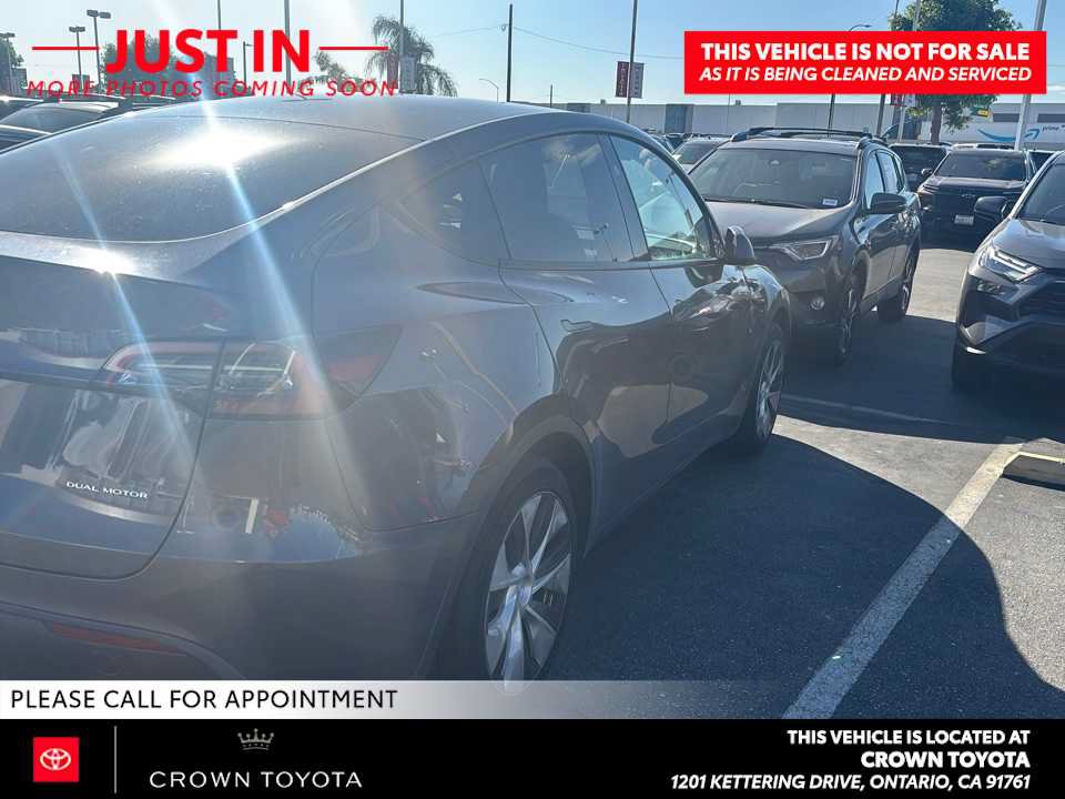 Used 2023 Tesla Model Y Long Range AWD/4WD image 3