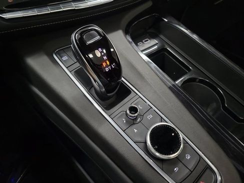 Used 2021 Cadillac Escalade Sport RWD image 34