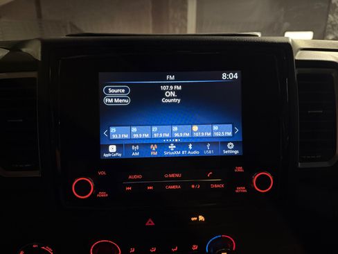 Used 2022 Nissan Frontier SV AWD/4WD image 19