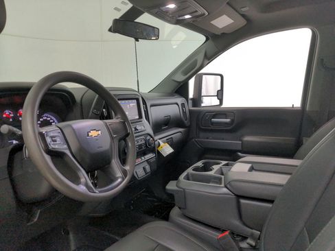 Used 2021 Chevrolet Silverado 2500 W/T image 13