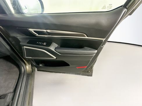 Used 2025 Kia Telluride S FWD image 35