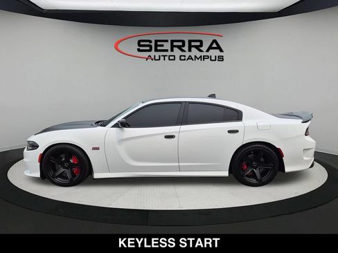 Used 2019 Dodge Charger Scat Pack w/ Driver Confidence Group RWD image 9