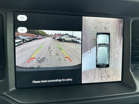 New 2025 Ford Bronco Badlands image 3