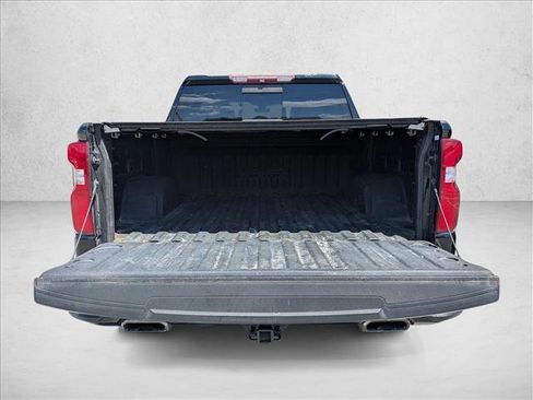 Used 2019 Chevrolet Silverado 1500 High Country w/ Technology Package image 6