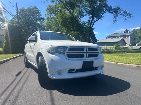 Used 2013 Dodge Durango SXT w/ Rallye Appearance Group AWD/4WD image 2