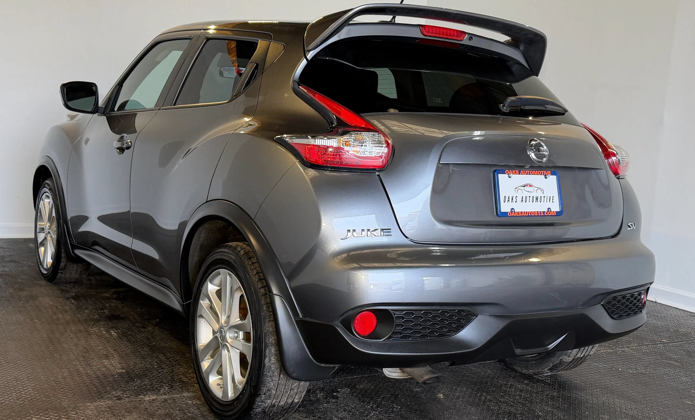 Used 2015 Nissan Juke SV FWD image 7