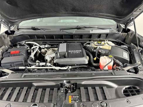 Used 2021 Chevrolet Silverado 1500 LT w/ LPO, Dark Essentials Package AWD/4WD image 30