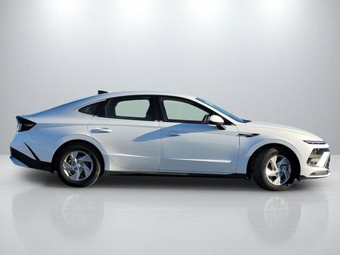 New 2026 Hyundai Sonata SE image 3