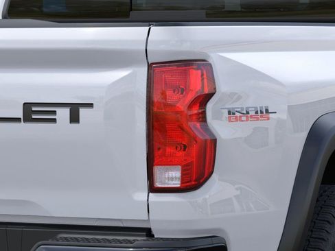 New 2026 Chevrolet Colorado Trail Boss AWD/4WD image 11