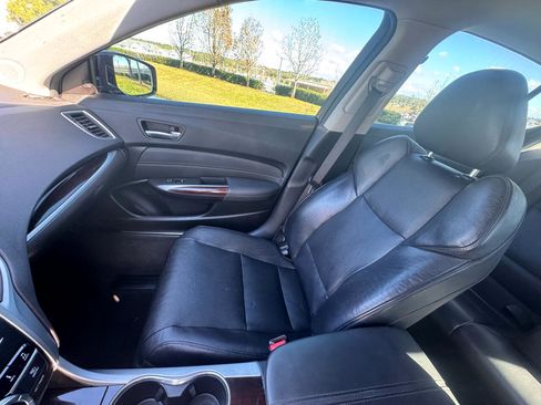 Used 2017 Acura TLX V6 w/ Technology Package image 19