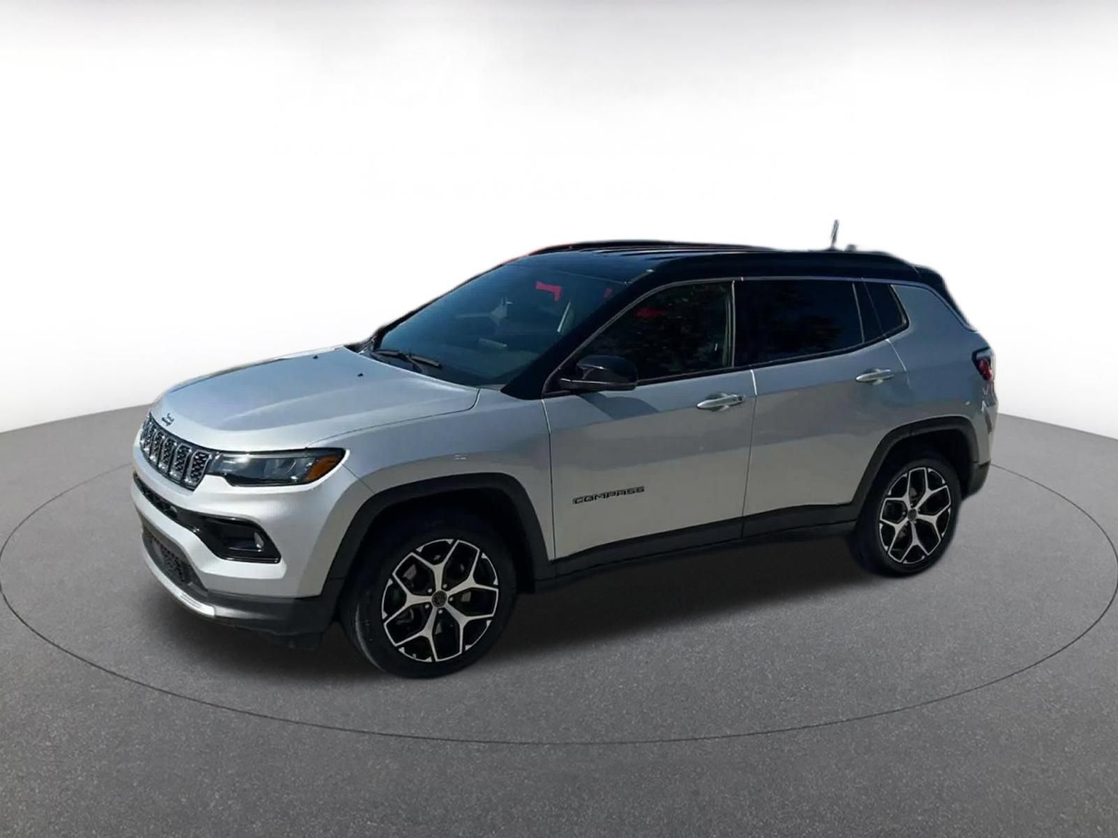Used 2025 Jeep Compass Limited AWD/4WD image 7