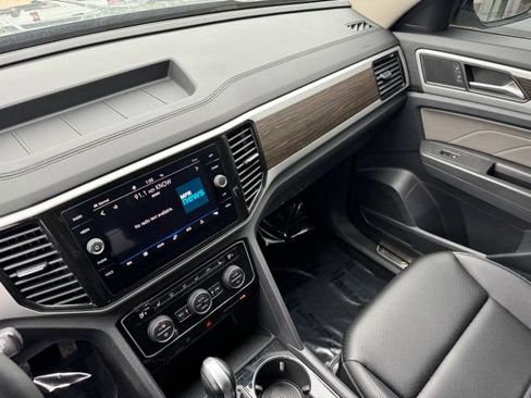 Used 2023 Volkswagen Atlas SE AWD/4WD image 21