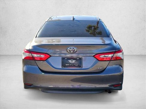 Used 2019 Toyota Camry LE FWD image 7